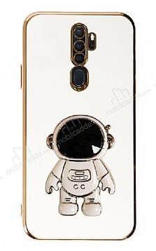 Eiroo Astronot Oppo A5 2020 / A9 2020 Standlı Beyaz Silikon Kılıf - 1