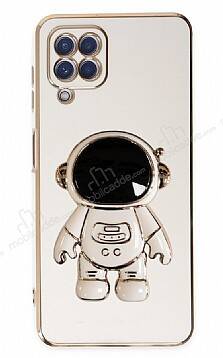 Eiroo Astronot Samsung Galaxy A12 / M12 Standlı Beyaz Silikon Kılıf - 1