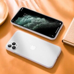 Eiroo Ghost Thin iPhone 13 Ultra İnce Şeffaf Siyah Kılıf Rubber Kılıf - 3