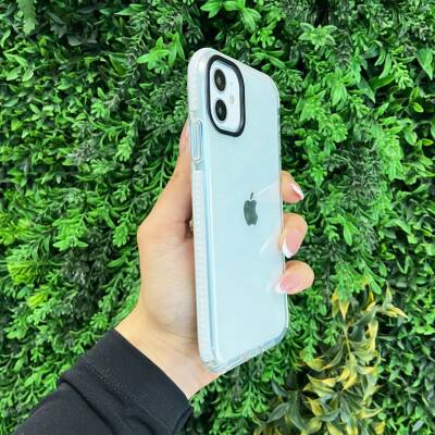 Eiroo Jelly iPhone 11 Pro Şeffaf Beyaz Silikon Kılıf - 3