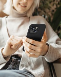 Eiroo Lansman iPhone 14 Siyah Silikon Kılıf - 2