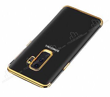 Eiroo Radiant Samsung Galaxy J8 Gold Kenarlı Şeffaf Silikon Kılıf - 1