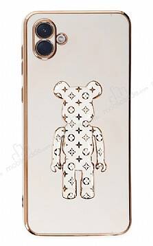 Eiroo Samsung Galaxy A04 Bearbrick Standlı Beyaz Silikon Kılıf - 1