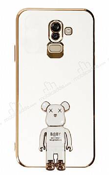 Eiroo Samsung Galaxy J8 Baby Bear Standlı Beyaz Silikon Kılıf - 1