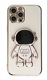 Eiroo Astronot iPhone 12 Pro Max Standl Beyaz Silikon Klf