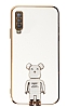 Eiroo Samsung Galaxy A7 2018 Baby Bear Standl Beyaz Silikon Klf