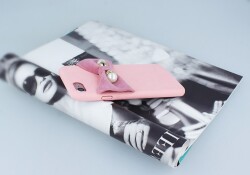 iPhone 7 / 8 Fiyonklu Pembe Rubber Kılıf - 2